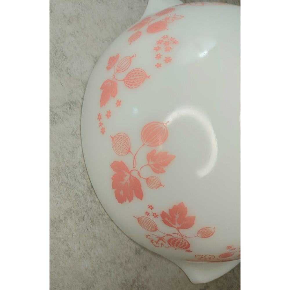 Vintage Pyrex Pink Gooseberry Cinderella Mixing Bowl #443 2.5 Quarts Mid Century - Picture 13 of 16